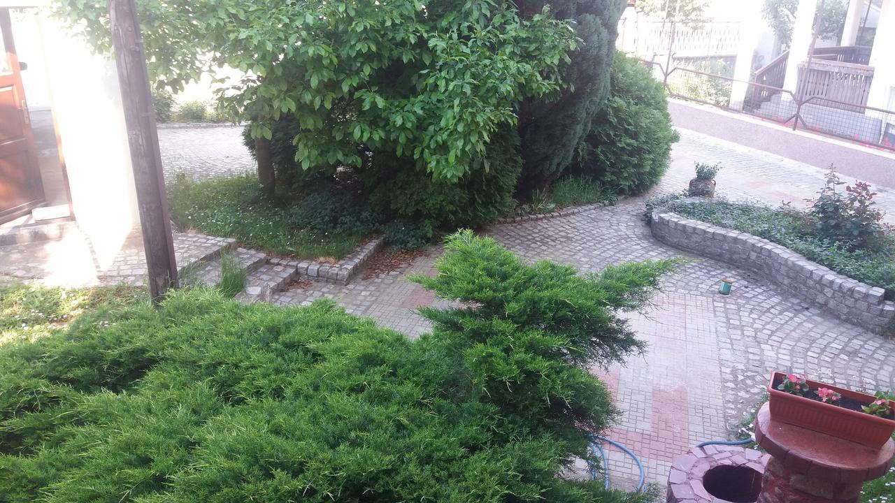 Guest House Stefanovic Вране Экстерьер фото