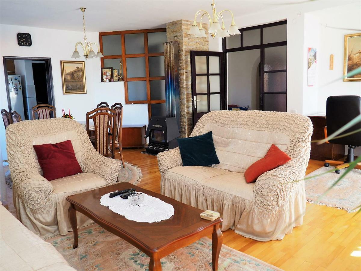 Guest House Stefanovic Вране Экстерьер фото